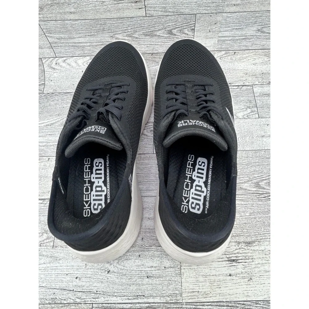 Skechers GoWalk Slip-Ins Women 8 Black White Mesh Walking Shoes 124836W Wide Fit